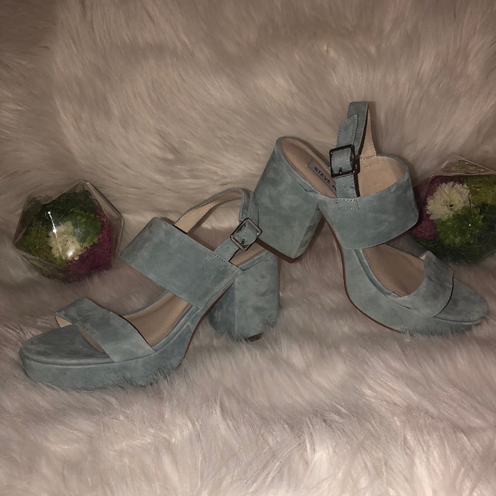 Baby blue chunky heel shoes